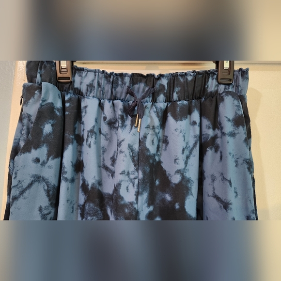 Women's Amazon Comfy Pants, Size L - Picture 3 of 14